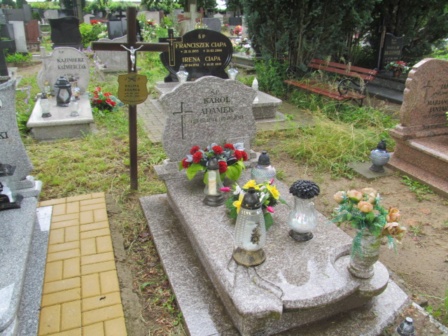 Grób Halina Adamek