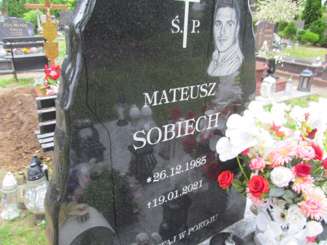 Mateusz Sobiech 1985 Przybiernów - Grobonet - Wyszukiwarka osób pochowanych