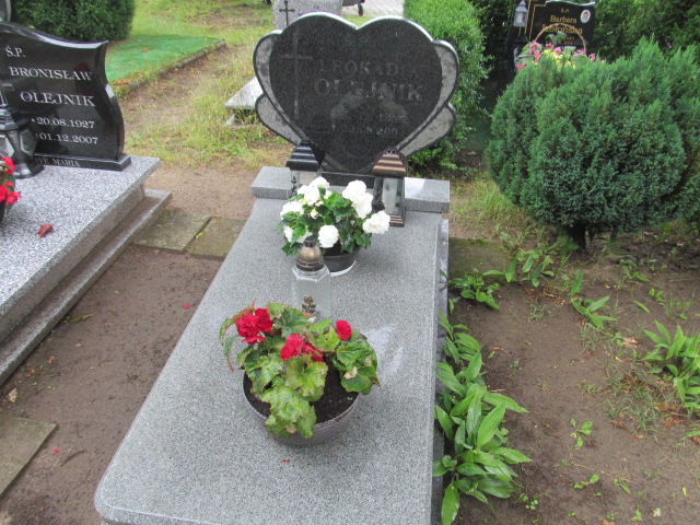 Grób Zbigniew Olejnik