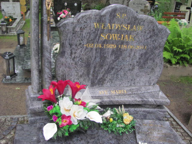 Władysław Sowjak 1929 Przybiernów - Grobonet - Wyszukiwarka osób pochowanych