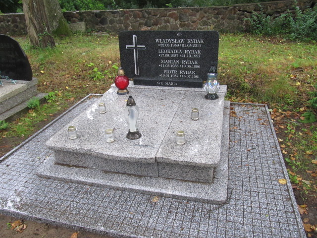 Grób Władysław Rybak